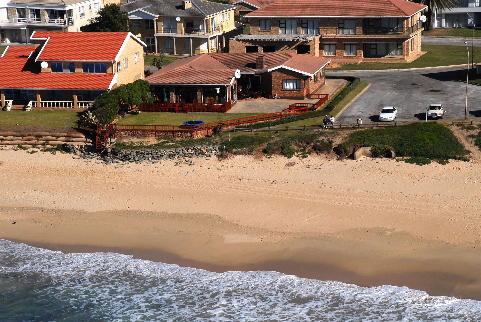 Jeffreys Bay Beach House Bed & Breakfast Dış mekan fotoğraf